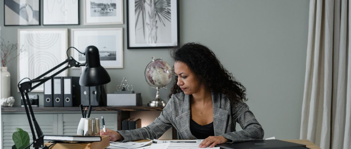 Avoiding AI pitfalls: how to build a resume that still sounds like you